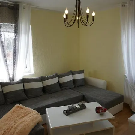 Wohnen Uber Einem Italienischen Restaurant Leipzig